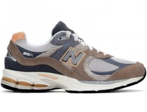 New Balance W M2002REJ shoes