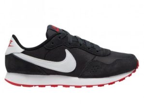 Nike MD Valiant Jr CN8558016 shoe